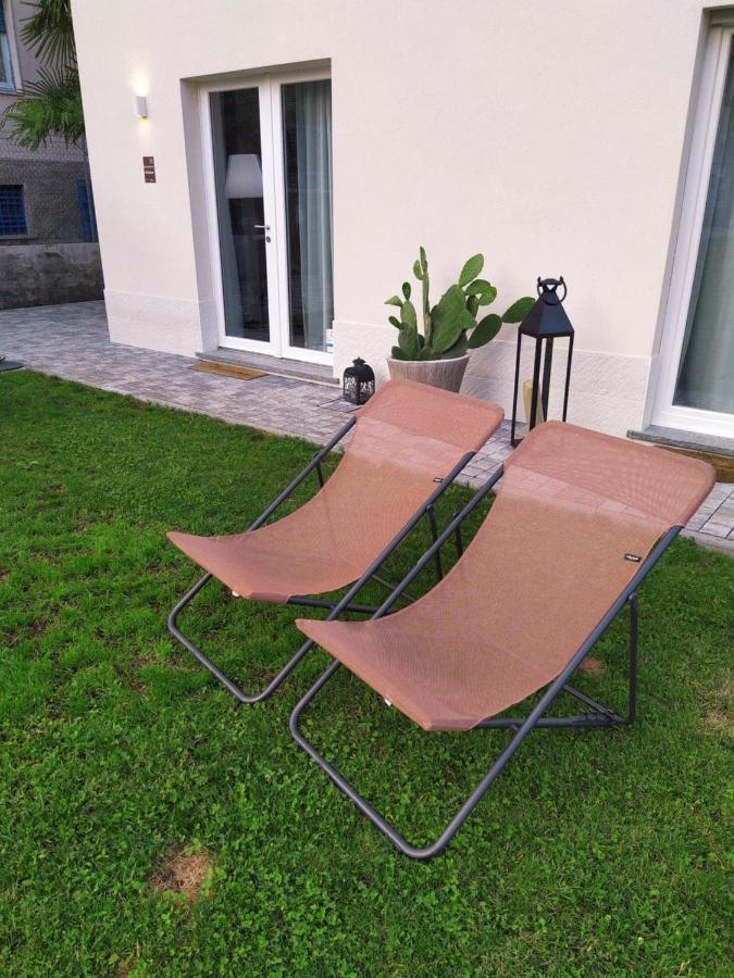 Bed and Breakfast Peonia 2 Posti Wi-Fi Ac Free Park Jacuzzi à Porlezza Extérieur photo
